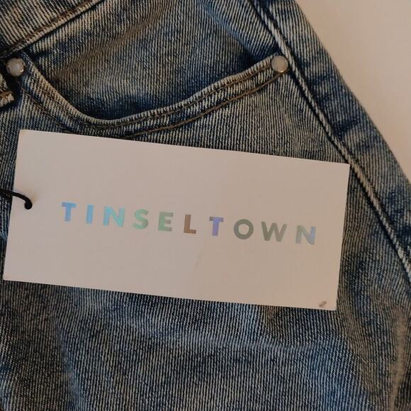 Tinseltown NWT Jeans Size 9/29 Blue Hi Rise Mom Denim Distressed Casual - Picture 5 of 13